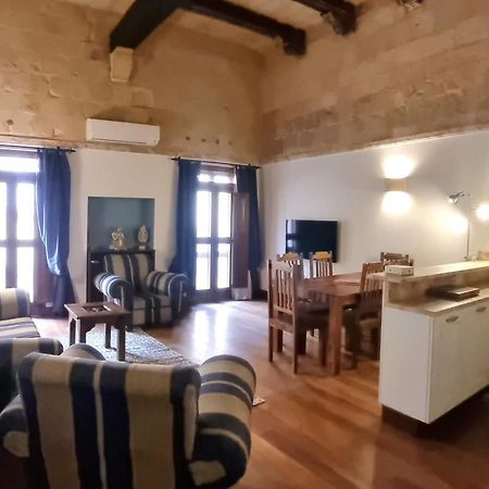 Vallettacharme - 2 Bedrooms Flat In The Heart Of The City מראה חיצוני תמונה